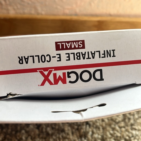 DOGMX Inflatable E-Collar - Picture 4 of 6
